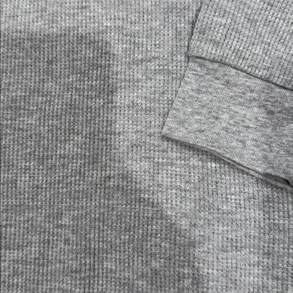 Old Navy Kids gray long sleeve thermal tee size Large 10/12